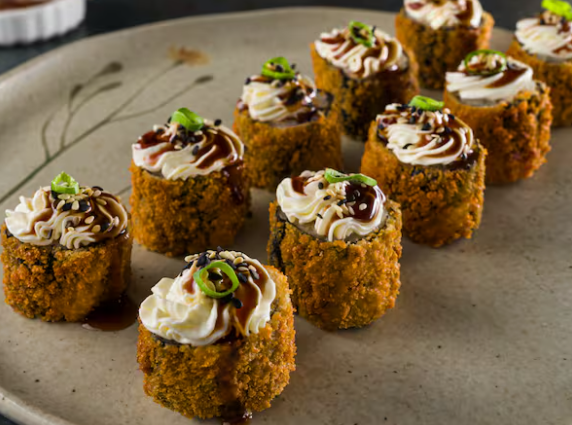 HOT-ROLL DE SALMÃO GRELHADO (10 UN)
